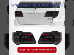 أضواء LED مصباح مؤخرة مع إشارة التحول اللون اللون الأبر Toyota Fortuner 2011 2012 2013 2014 2015