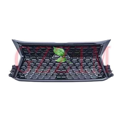 شاحنة يابانية لامعة أسود السطح كروم الشبكة الأمامية لميتسوبيشي إكسباندر 2022